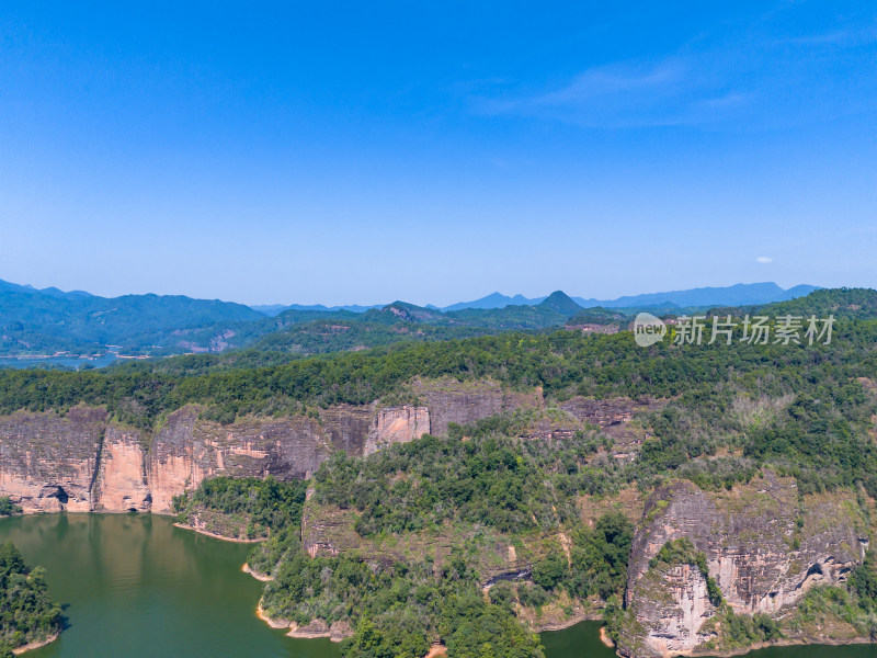 福建泰宁大金湖丹霞地貌航拍图