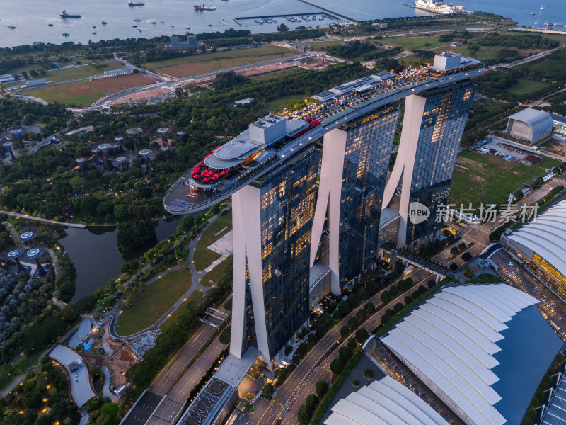 新加坡滨海湾金沙海滨奥林匹克蓝调夜景航拍