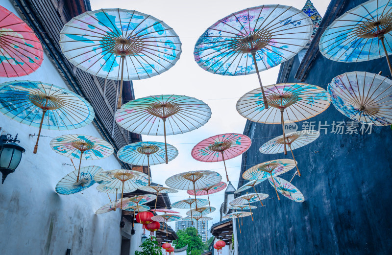 福州三坊七巷古街道旅游景区传统油纸伞