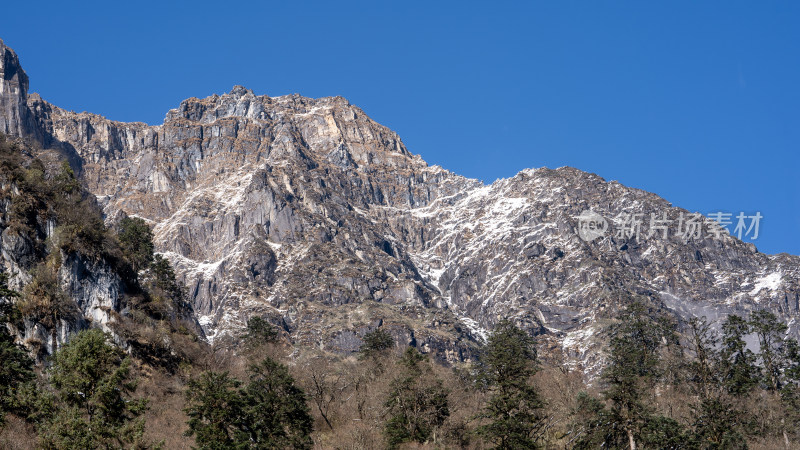 四川甘孜海螺沟景区冬季众多高山特写