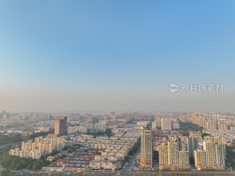 航拍昆山秋冬道路风光大景