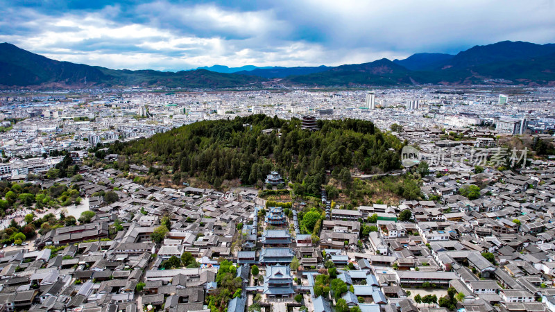 航拍云南丽江古城5A景区