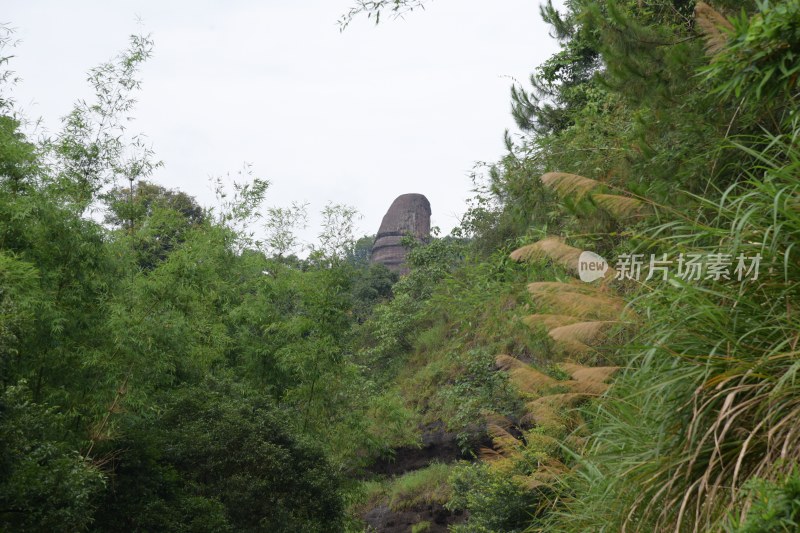 广东韶关：丹霞山阳元石景区