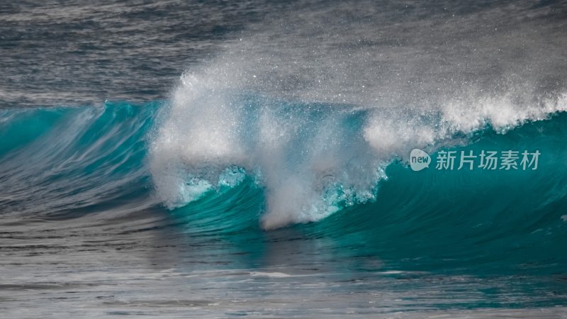 大海浪花巨浪浪潮汹涌海浪波涛汹涌