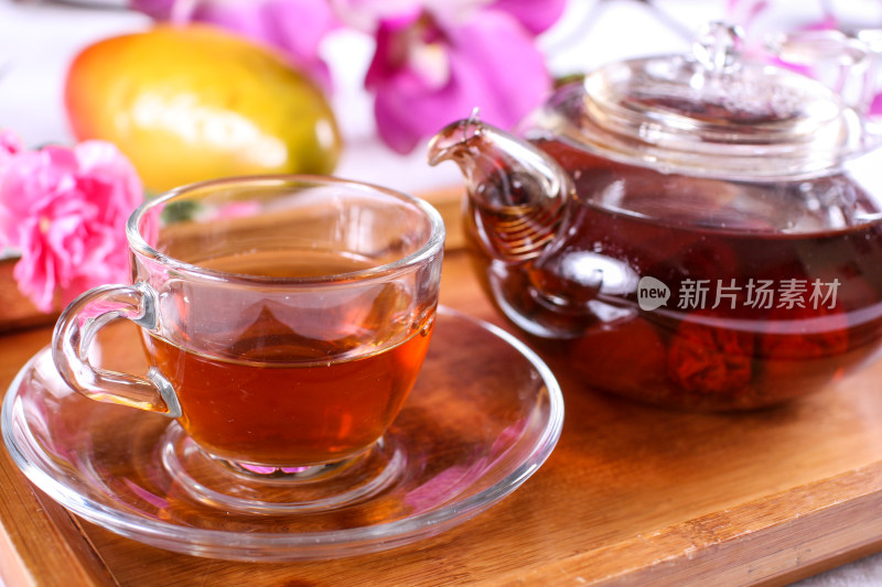 红枣桂圆莲子茶