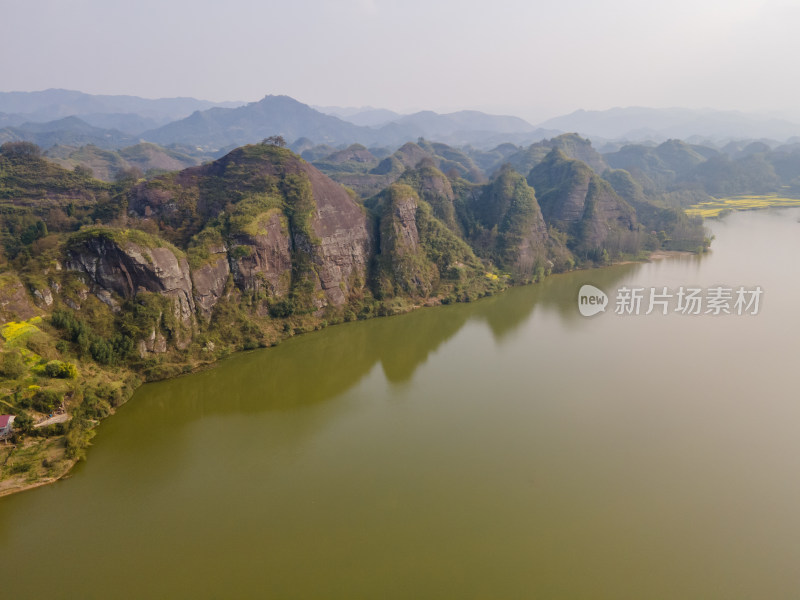 航拍青山绿水丹霞地貌