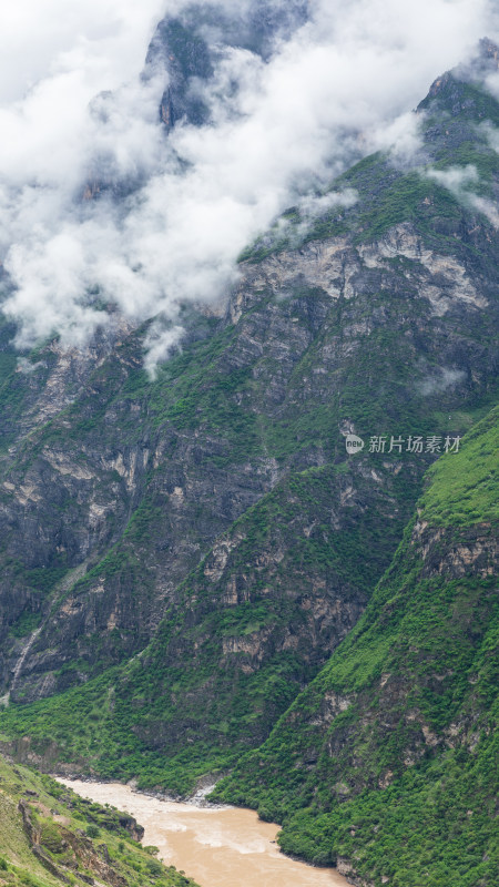 丽江虎跳峡高路徒步线