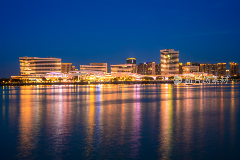 厦门五缘湾帆船俱乐部夜景