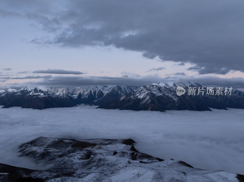 四川甘孜州子梅垭口云海贡嘎雪山高空航拍