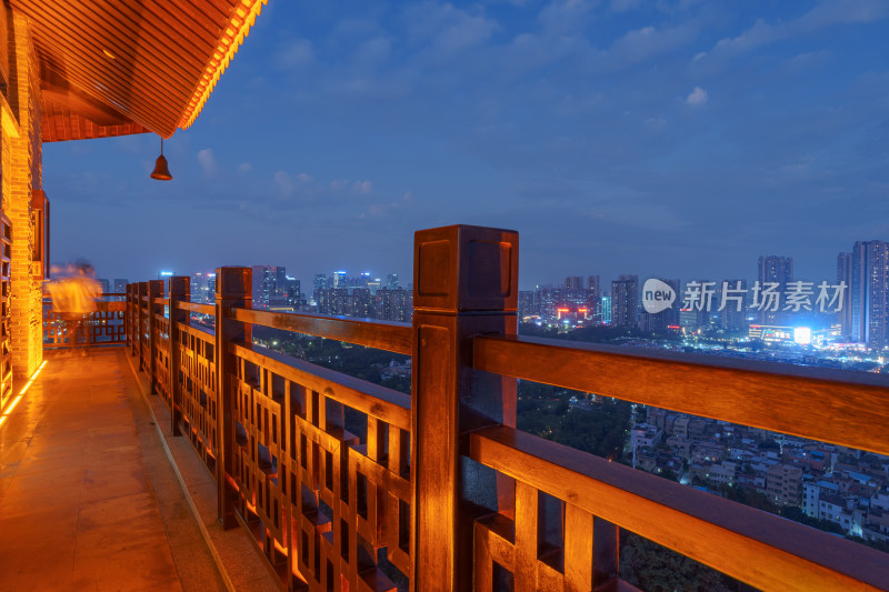 佛山礌岗公园魁星阁与城市高楼繁华夜景