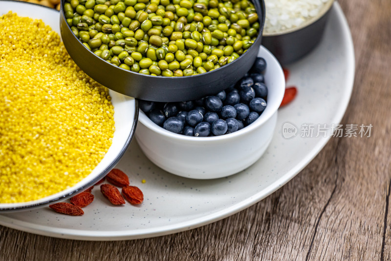 五谷杂粮黄豆绿豆小米大米黑豆农作物