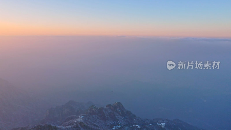 河南洛阳老君山雪景