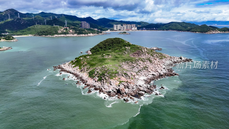 航拍海上岛屿大海海洋海岛