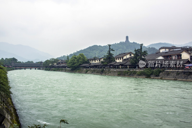 古城建筑河流