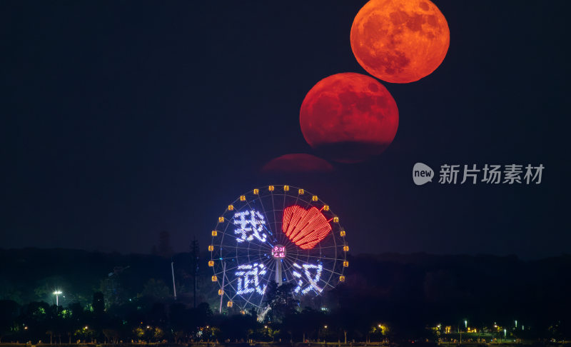 武汉东湖之眼摩天轮夜景灯光璀璨