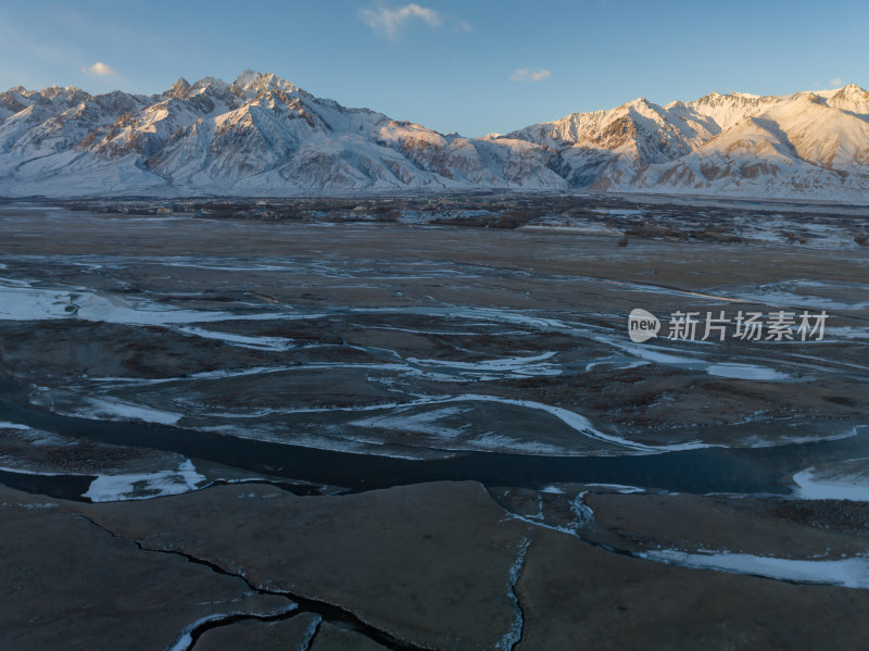 新疆喀什塔县帕米尔高原塔合曼湿地河道航拍