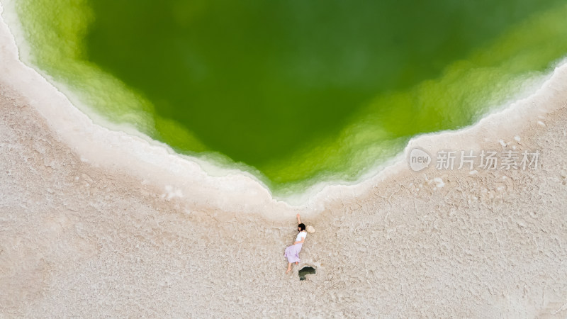 青海大柴旦翡翠湖