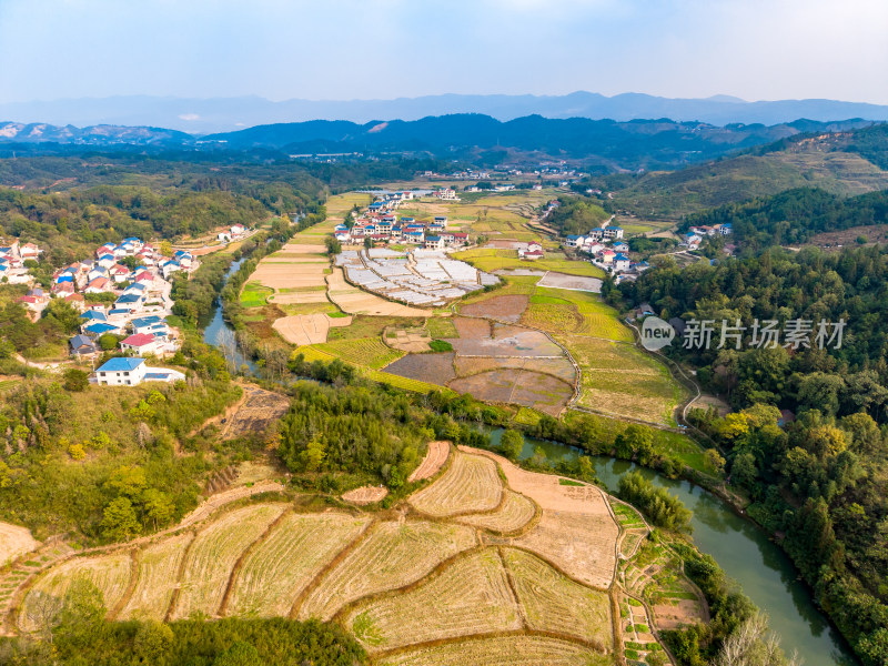 山区农业种植农田航拍图