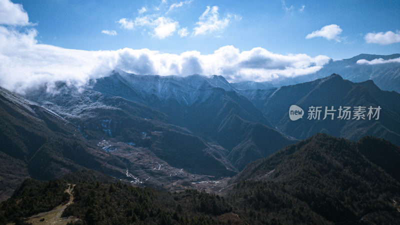 川西牛背山