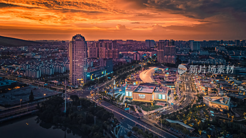 常熟琴湖溪里城市黄昏时分航拍全景