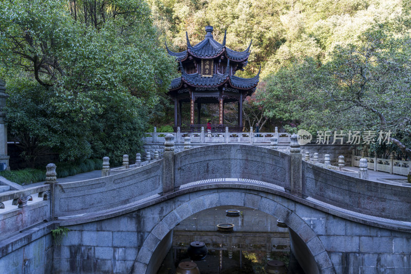 杭州九溪风景区理安寺禅院