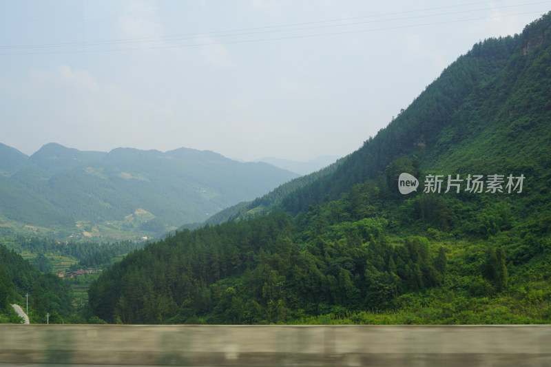 2013年重庆前往湘西凤凰古城的沿途山水风光