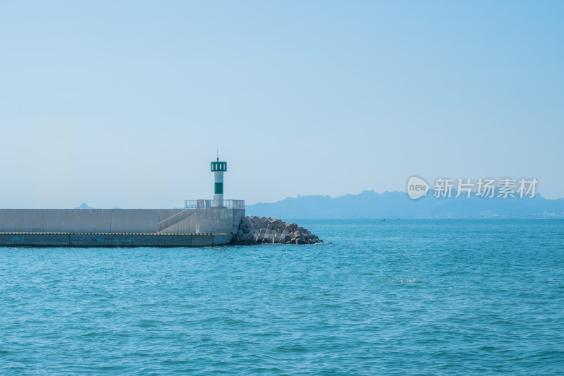 山东青岛黄岛区灵山岛风景区灯塔