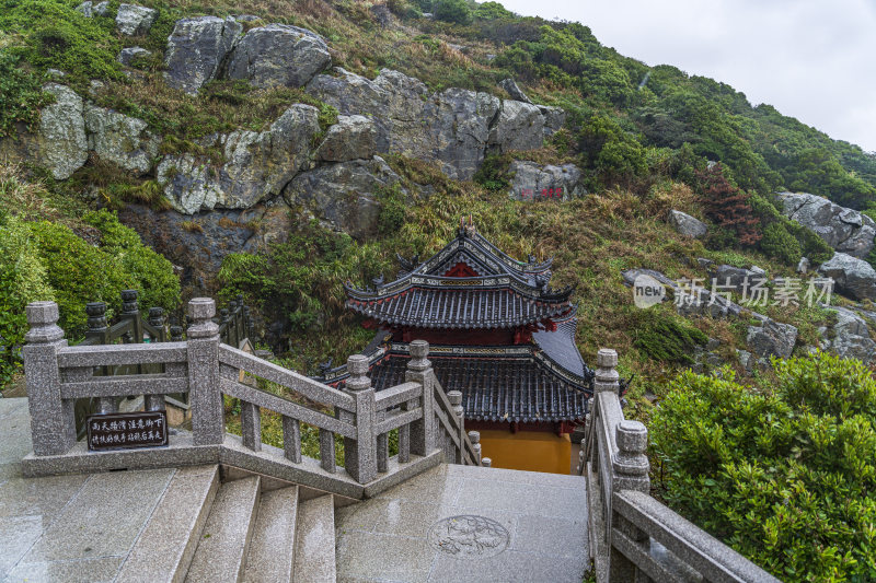 浙江普陀山梵音洞景区