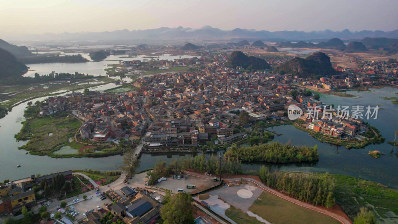 山川丘陵乡村田园航拍图