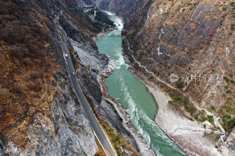 香格里拉上虎跳峡