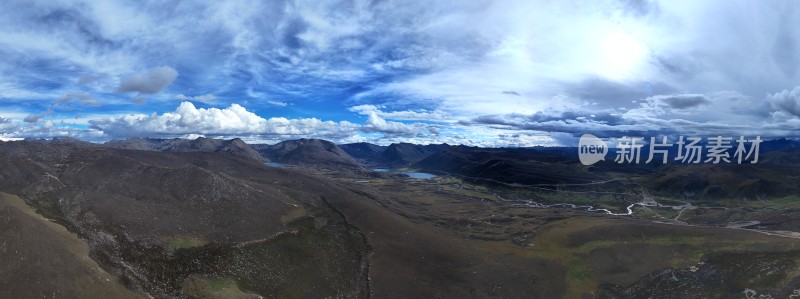 川西理塘格聂自然风景