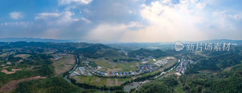 美丽乡村田园航拍全景图