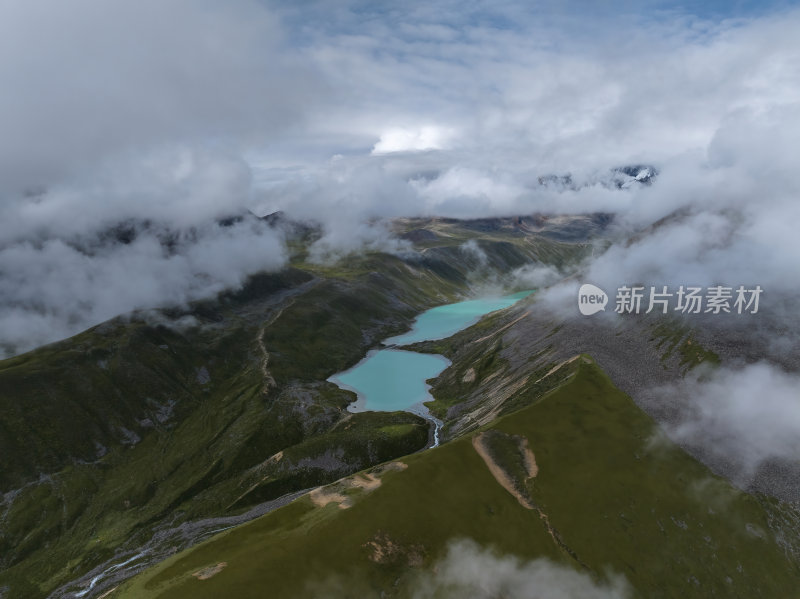 西藏山南洛扎秘境库拉岗日白马林措航拍