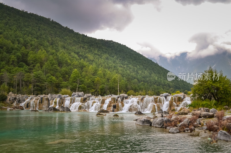 玉龙雪山蓝月谷风景