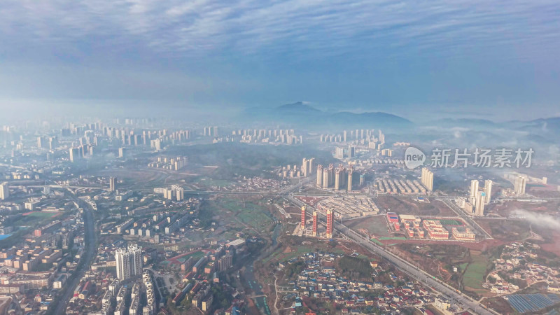 城市云海鸟瞰全景