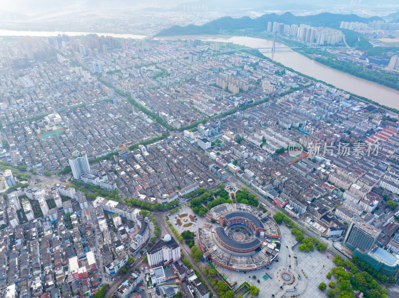 航拍浙江省台州市临海市东湖景区紫阳古街