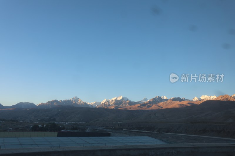 中国西藏高原雪山