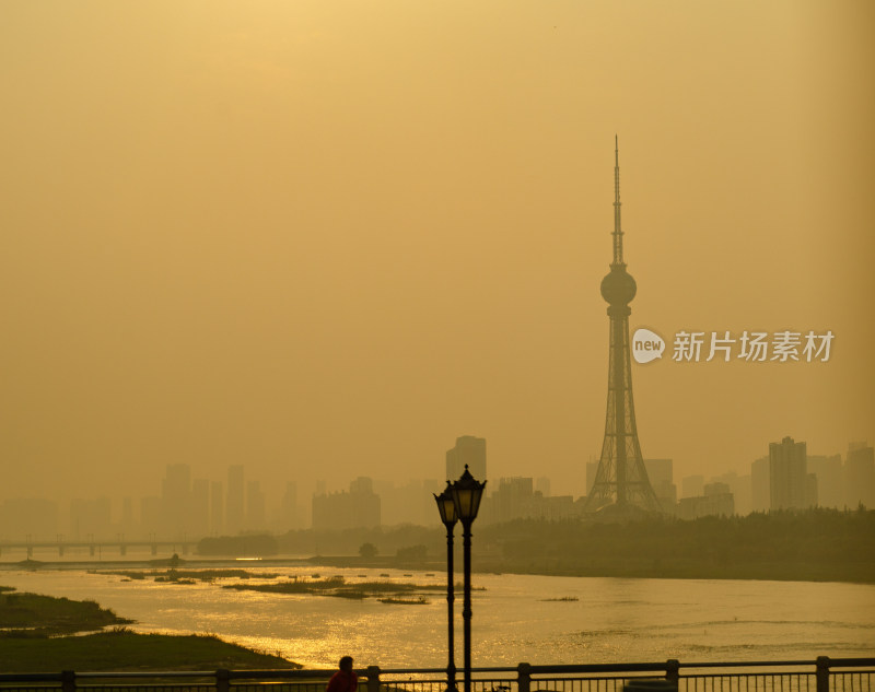 洛阳电视台黄昏