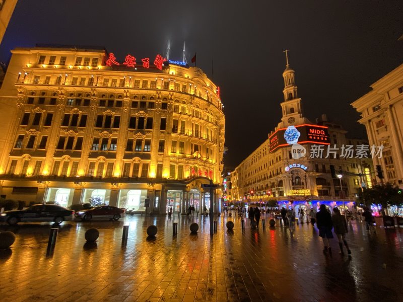 实拍上海外滩夜景