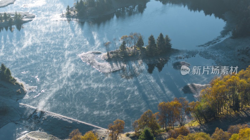 普达措国家公园属都湖秋景