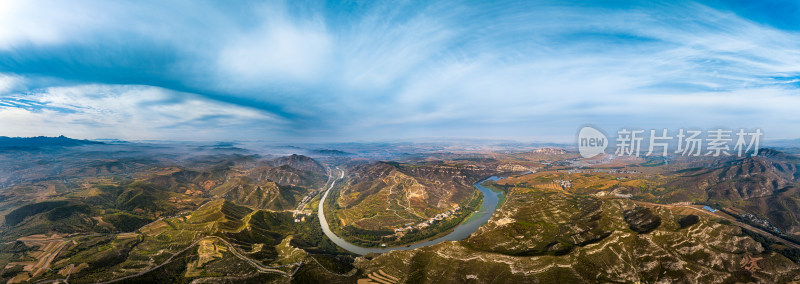 辽宁朝阳喀左凌河第一湾航拍自然风景