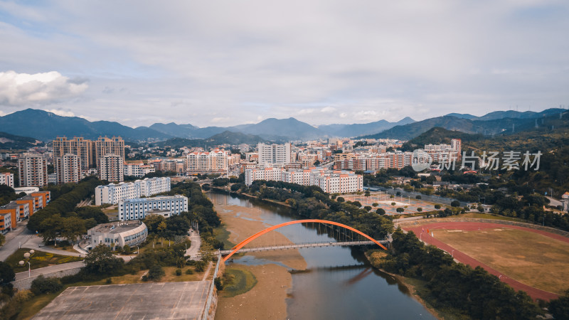 仰恩大学