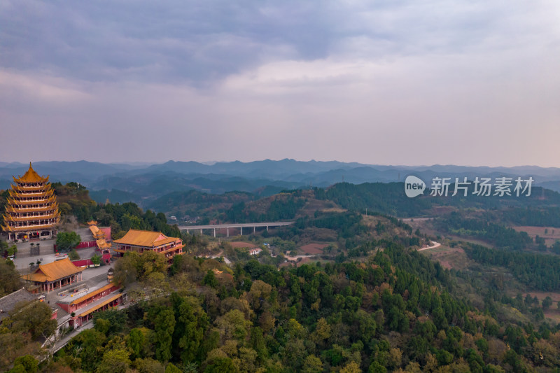 四川遂宁灵泉寺航拍摄影图