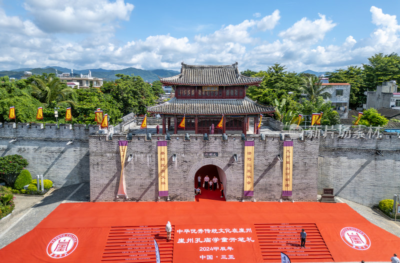 海南三亚崖州古城高视角历史文化航拍全景