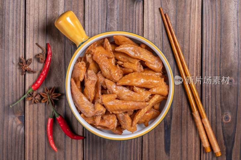 熟食卤味鸡翅尖