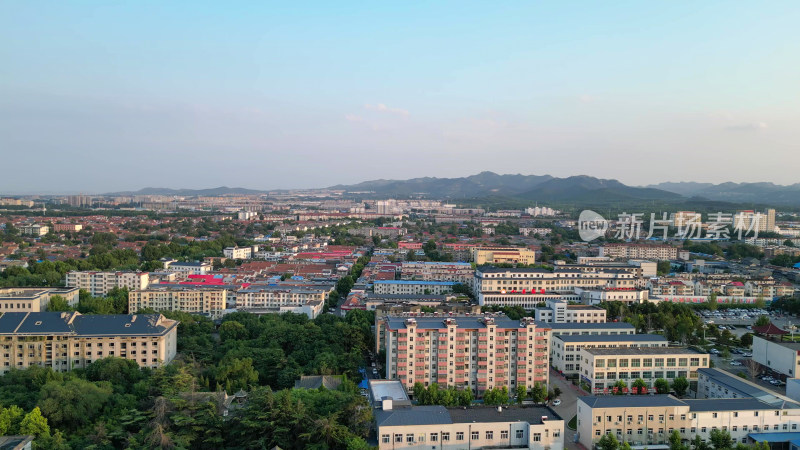 航拍山东潍坊青州城市风光