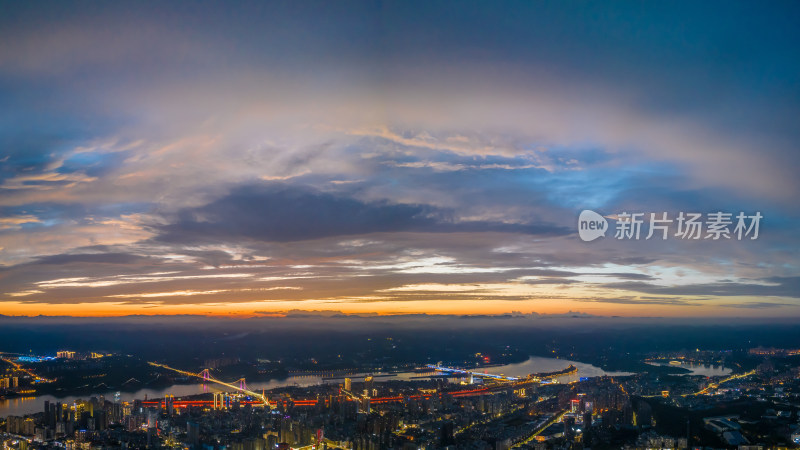 湖北宜昌城市日落夜景