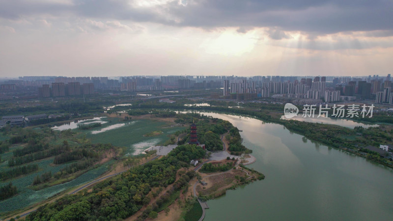 航拍江西南昌象湖湿地公园