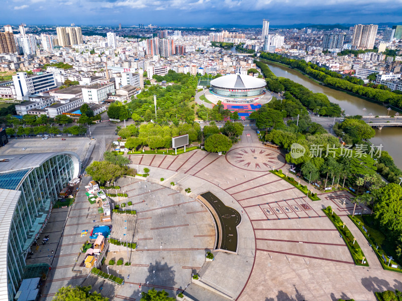 广西玉林城市风光航拍图