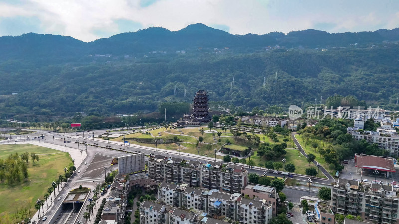 四川宜宾宜宾东楼地标建筑航拍图